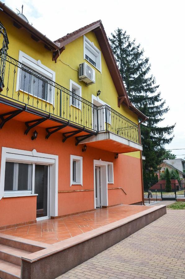 Hajdúszoboszló Gabor Aron Apartman 아파트 호텔 외부 사진