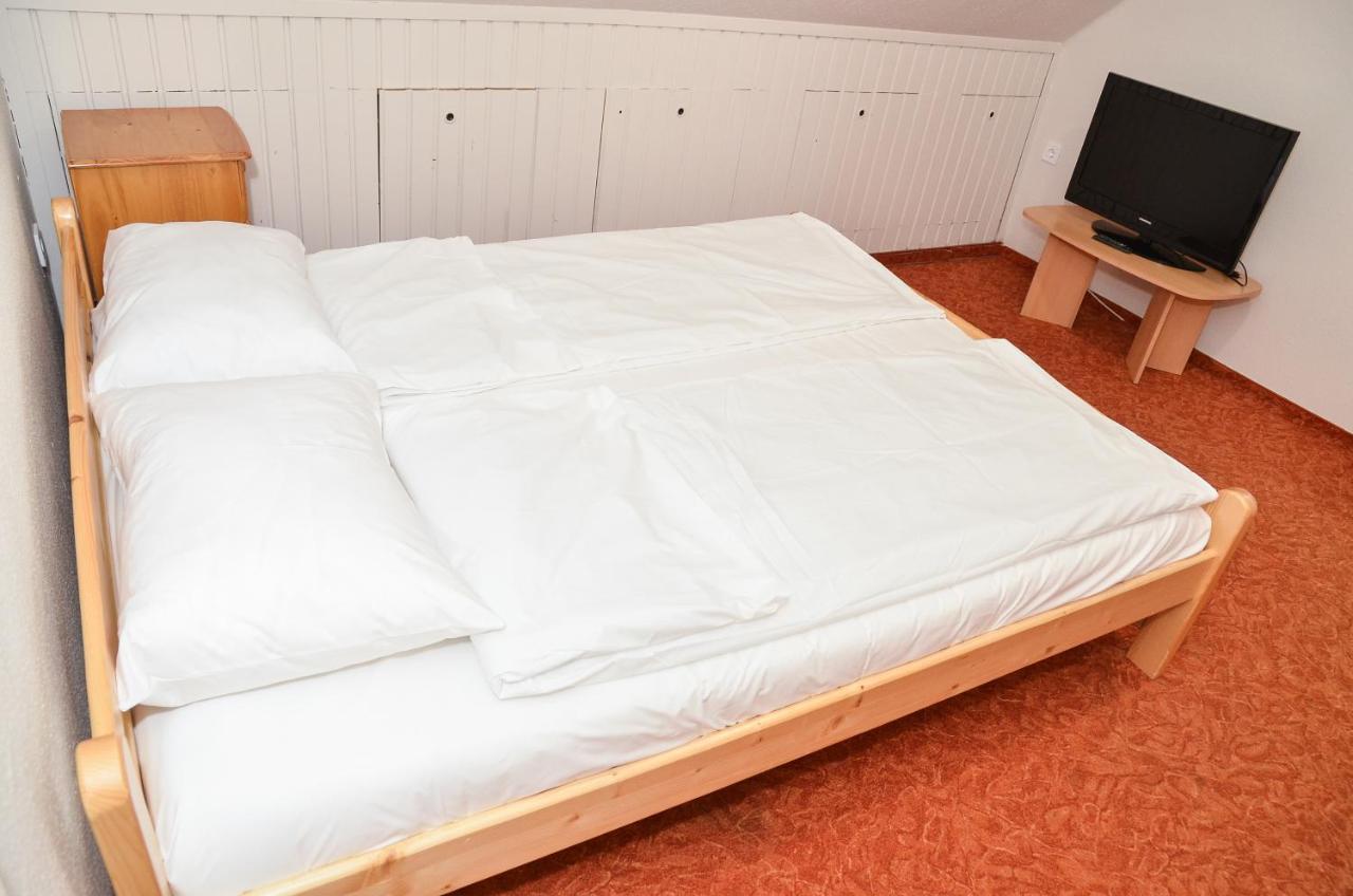 Hajdúszoboszló Gabor Aron Apartman 아파트 호텔 외부 사진