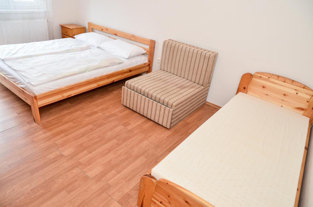 Hajdúszoboszló Gabor Aron Apartman 아파트 호텔 외부 사진
