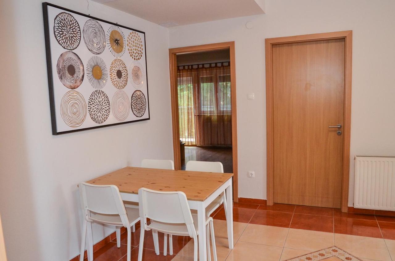 Hajdúszoboszló Gabor Aron Apartman 아파트 호텔 외부 사진