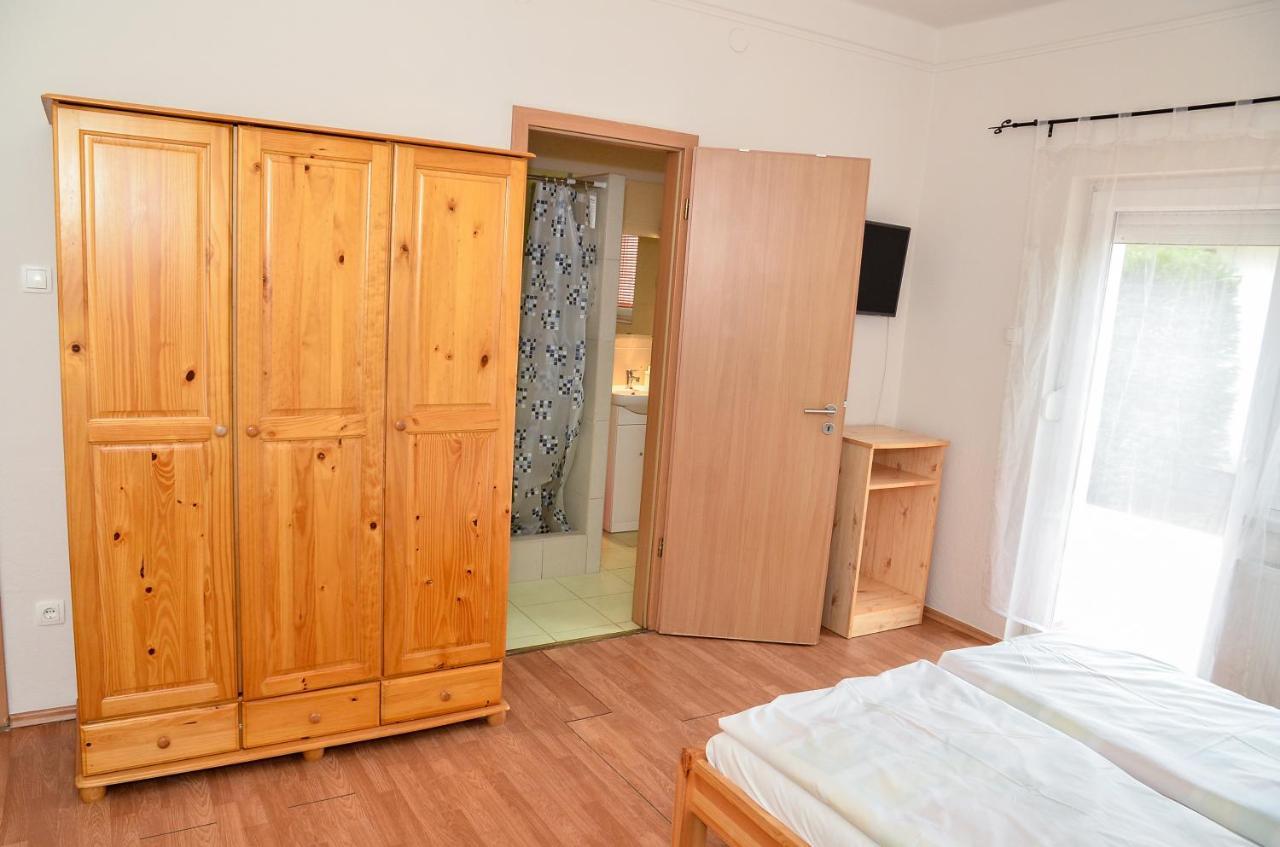 Hajdúszoboszló Gabor Aron Apartman 아파트 호텔 외부 사진