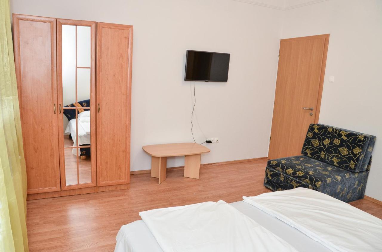 Hajdúszoboszló Gabor Aron Apartman 아파트 호텔 외부 사진