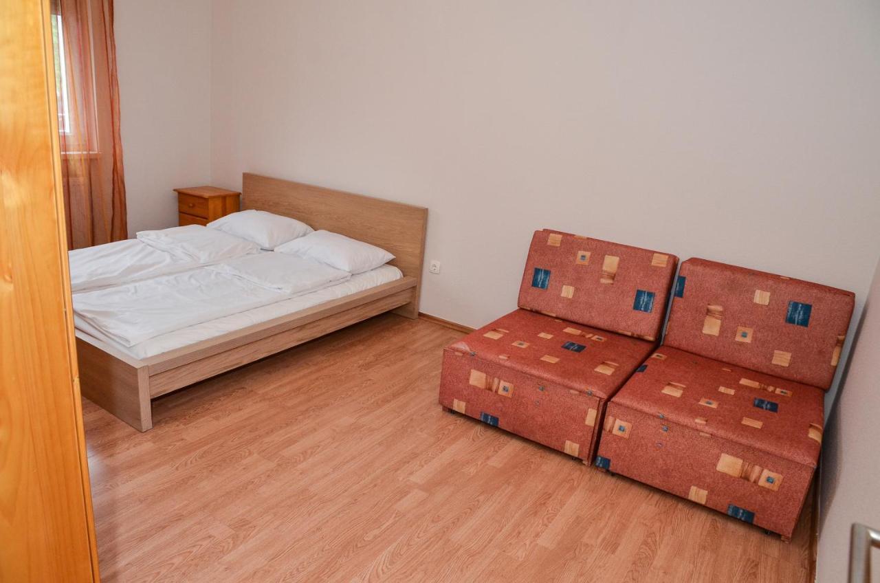 Hajdúszoboszló Gabor Aron Apartman 아파트 호텔 외부 사진